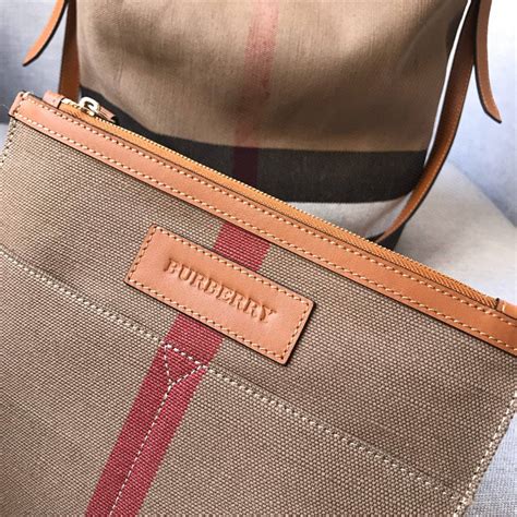 burberry 39457261|39457261 Burberry Ashby 34 [39457261] .